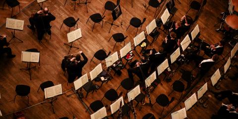 Silvester: Strauss Festival Orchester Wien / Büchler »Mit Dampf ins neue Jahr!«
