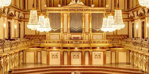 Wiener Philharmoniker Lorenzo Viotti | Rimskij-Korsakow • Rachmaninow • Dvorak