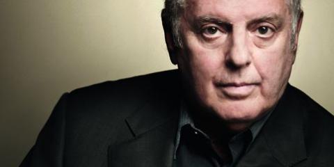 West-Eastern Divan Orchestra · Barenboim